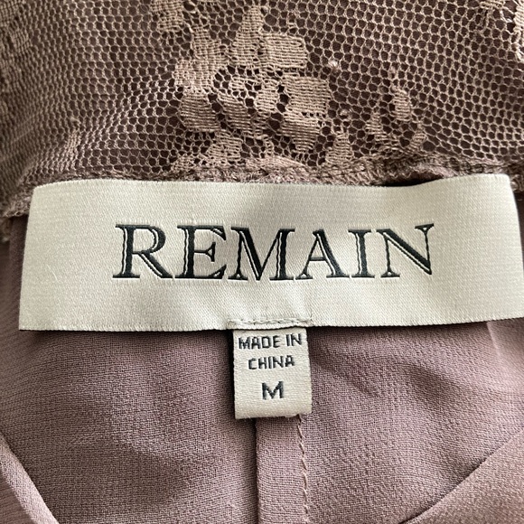 Blouse with lace trim on shoulders (see through) - Picture 2 of 6